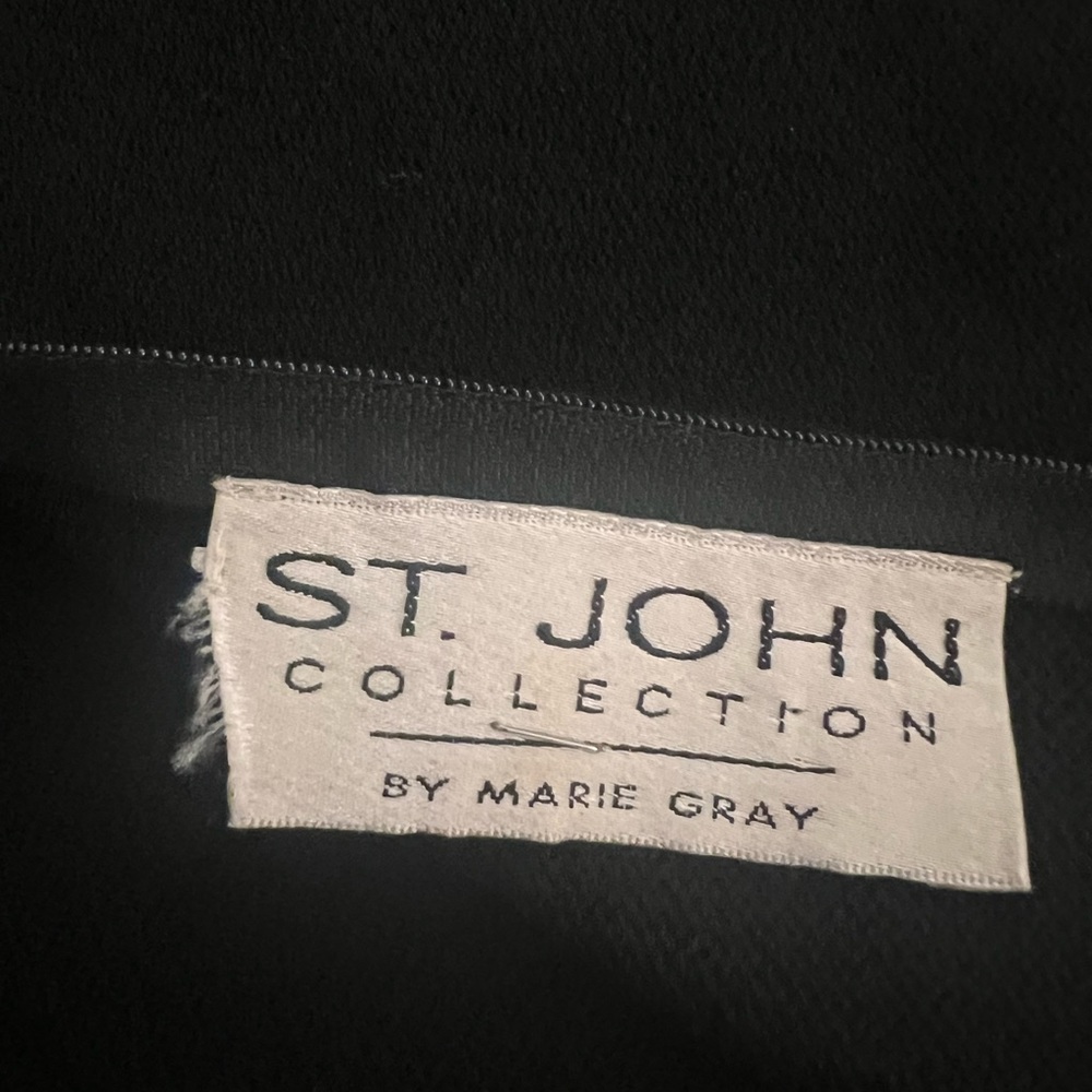 St John Knit Shell Top - Picture 6 of 6